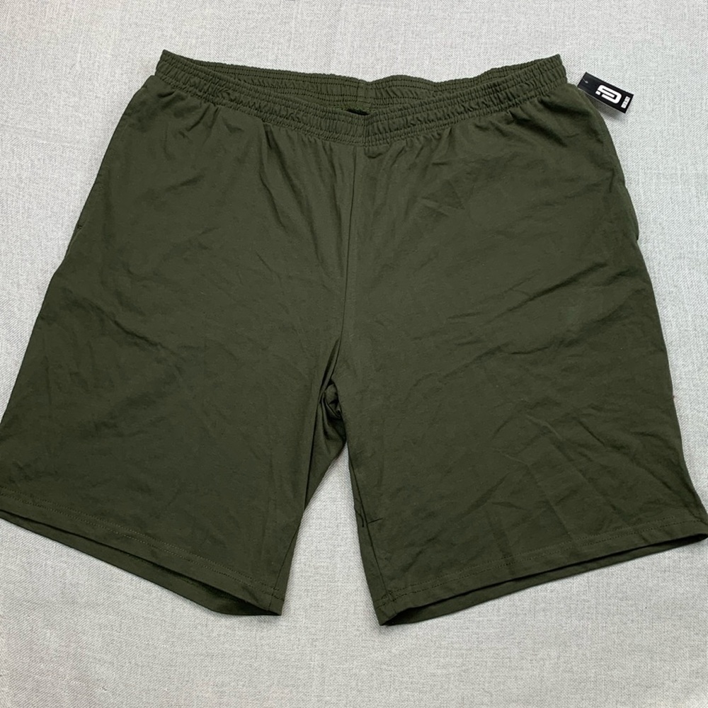 Ideology Men's Green Shorts XXL